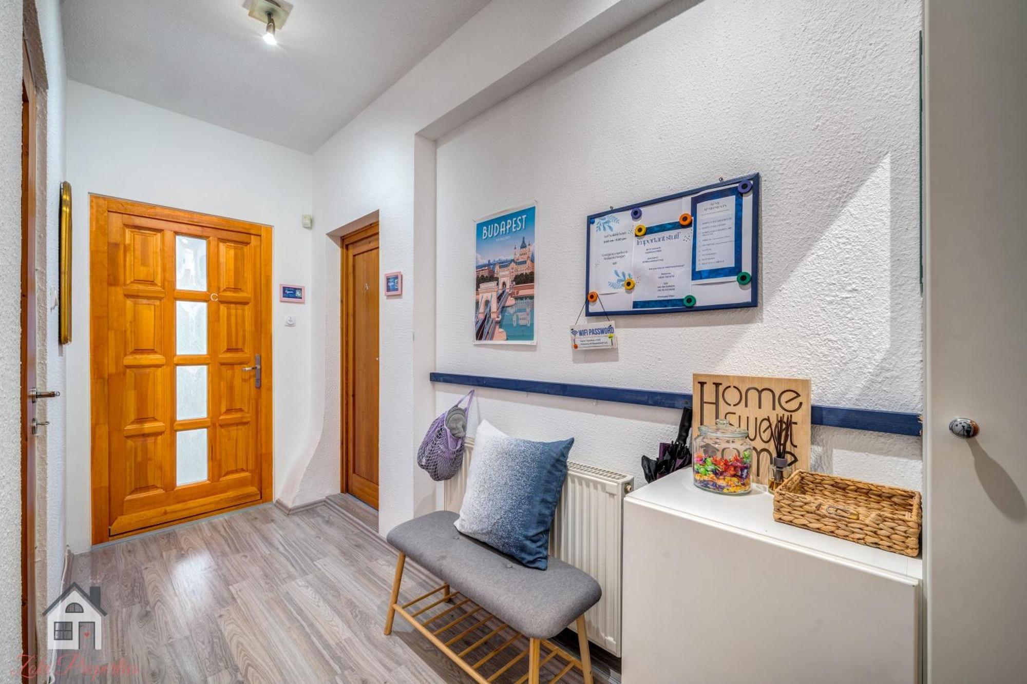 Acme Apartments Budapest Luaran gambar